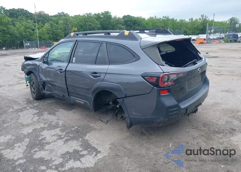 2022 Subaru Outback Wilderness z USA, uszkodzony, nr VIN 4S4BTGUD6N3151528